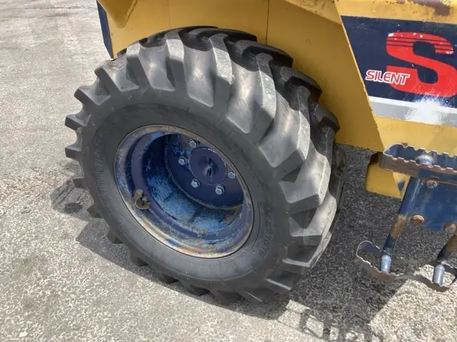 Xúc lật mini No.193 - 11