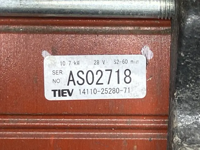 Xe nâng điện No.2004 - 22