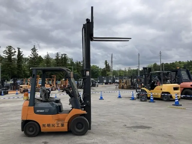 Xe nâng No.2028 - 17