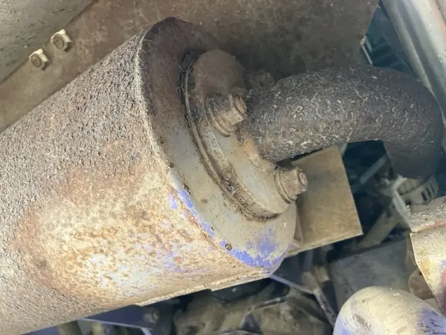 Xúc lật mini No.210 - 17