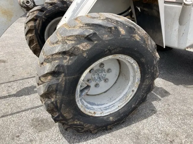 Xúc lật mini No.217 - 8