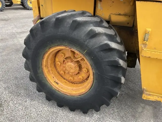 Xúc lật mini No.221 - 11