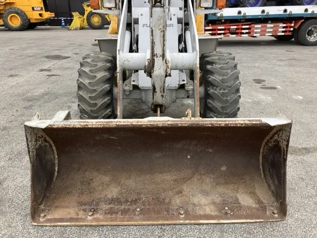 Xúc lật mini No.240 - 13