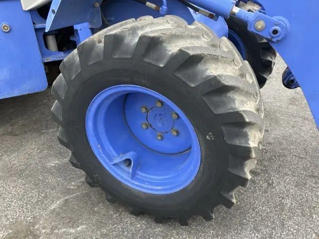 Xúc lật mini No.241 - 10