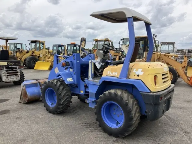 Xúc lật mini No.241 - 3