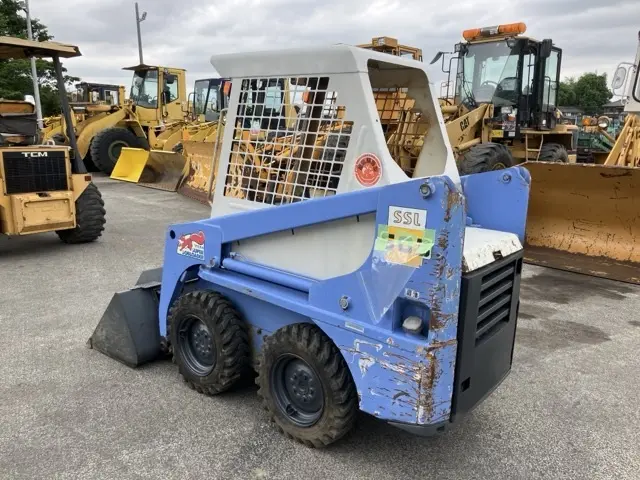 Xúc lật mini No.318 - 3