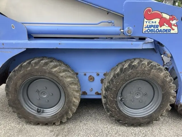 Xúc lật mini No.318 - 8