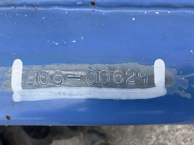 Xúc lật mini No.323 - 5