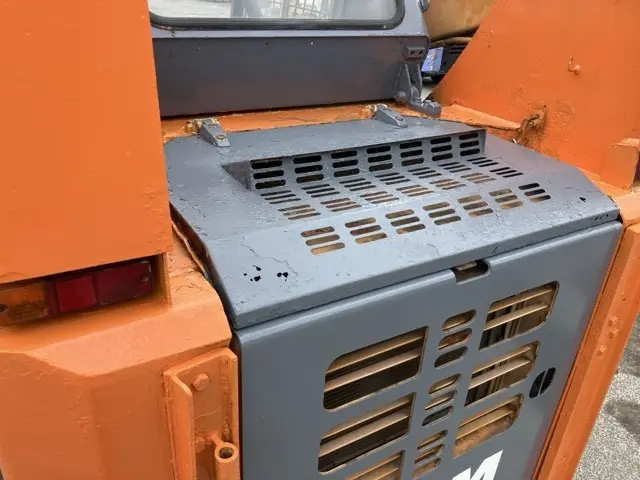 Xúc lật mini No.354 - 14