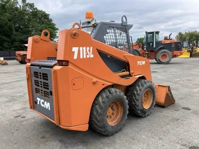 Xúc lật mini No.354 - 2