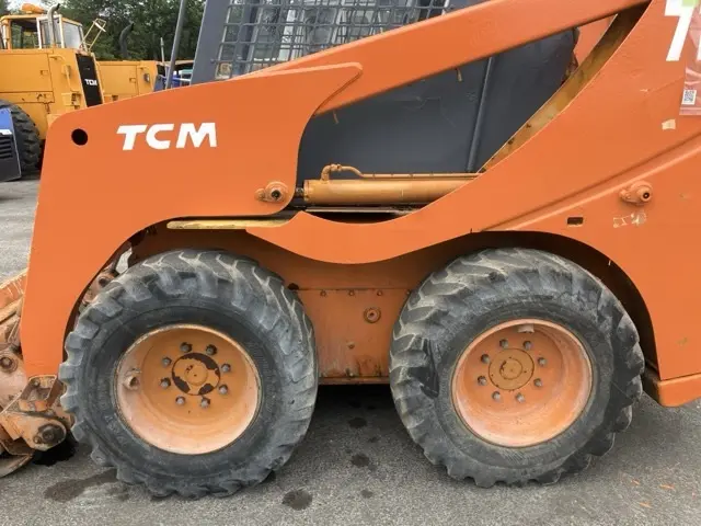Xúc lật mini No.354 - 7