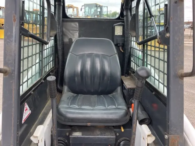 Xúc lật mini No.37 - 11