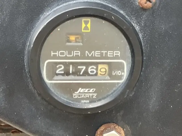 Xúc lật mini No.422 - 12
