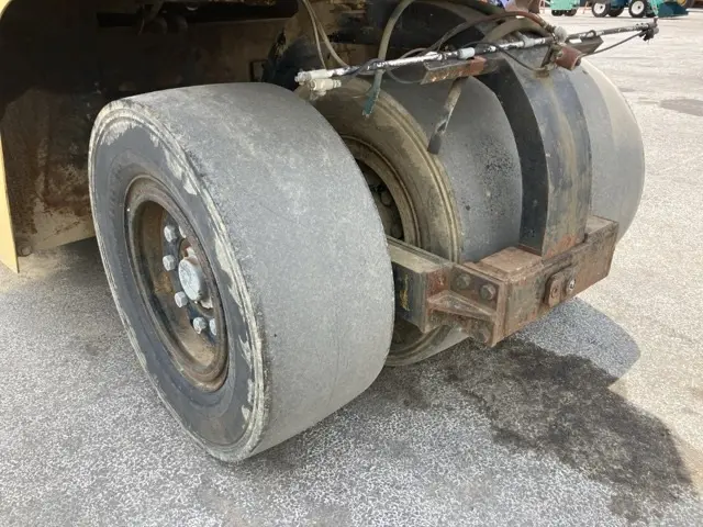 Xe lu lốp No.43 - 8