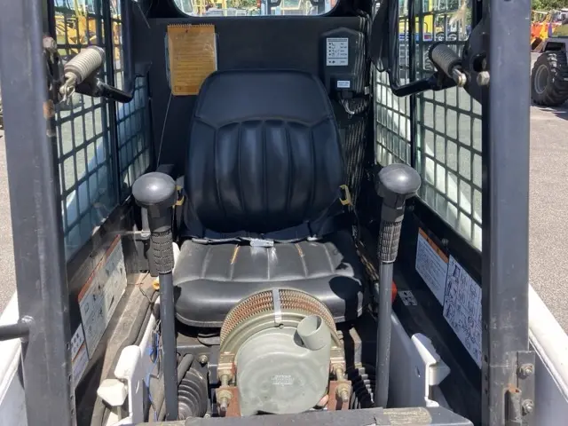 Xúc lật mini No.445 - 11