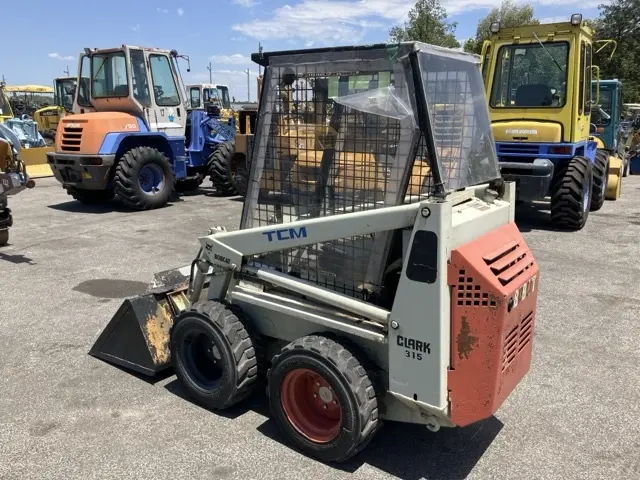 Xúc lật mini No.461 - 3