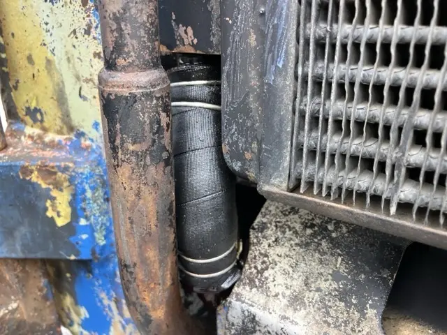 Xúc lật mini No.484 - 14