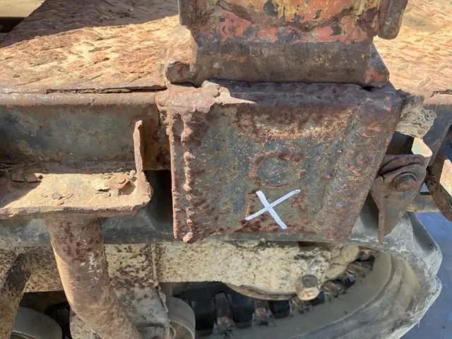 CRAWLER TRUCK No.50024 - 18