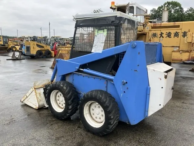 Xúc lật mini No.503 - 3