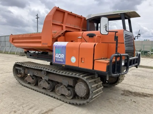 Xe ben xích No.83
