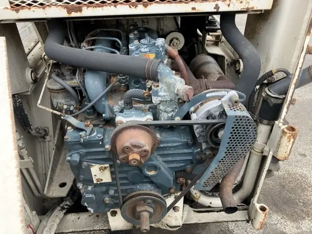 Xúc lật mini No.837 - 11