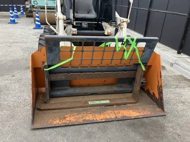 Xúc lật mini No.837 - 9