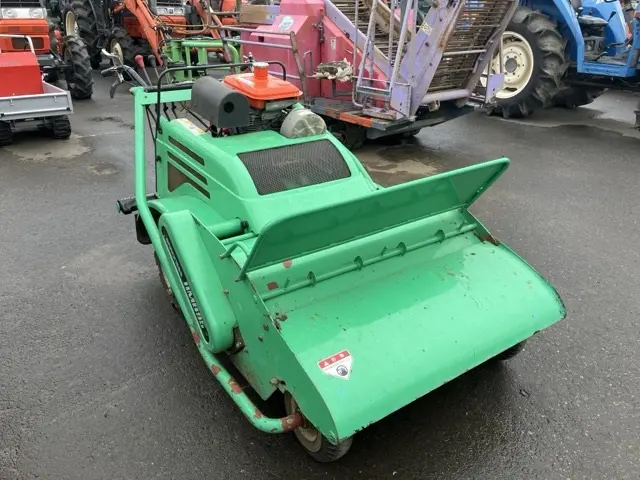 Máy cắt cỏ No.1001