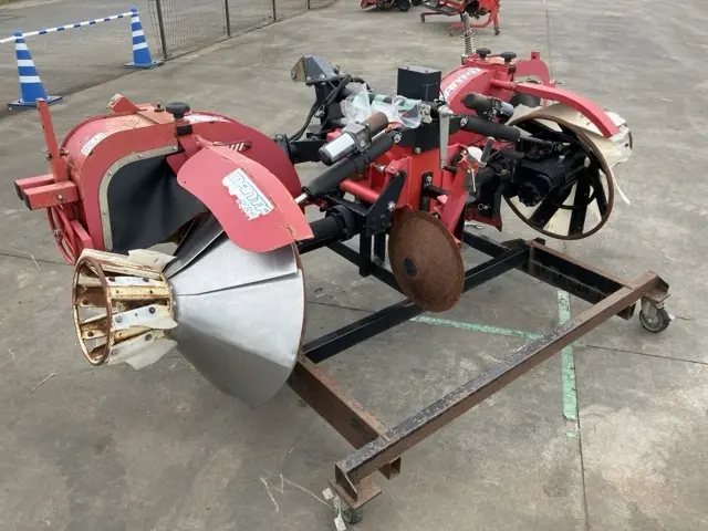 Máy đắp bờ No.1502 - 3