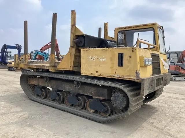 Xe ben xích No.204