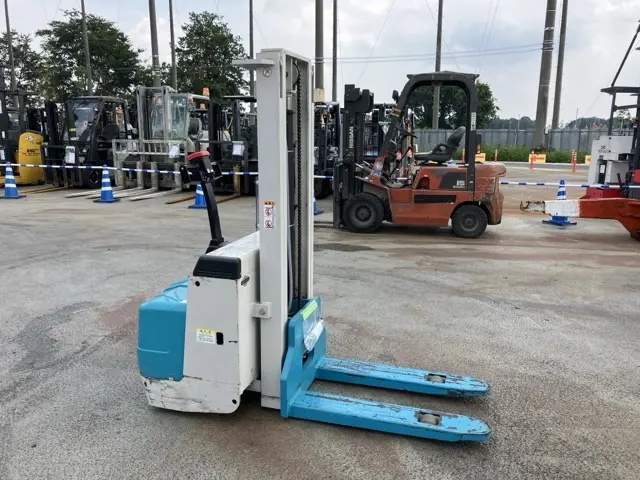 Xe nâng điện No.2121