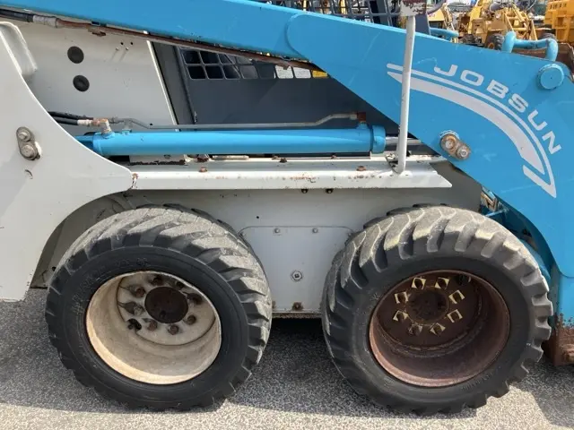 Xúc lật mini No.66 - 8