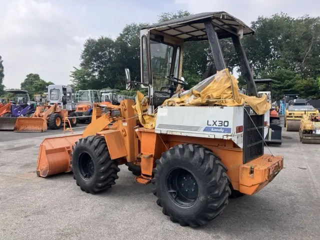 Xúc lật mini No.67 - 3