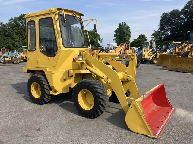 Xúc lật mini No.97