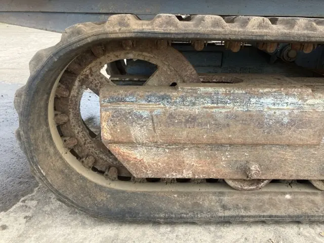 Xe ben xích No.13 - 11
