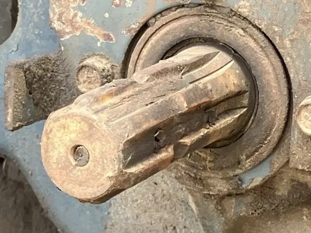 Máy kéo No.1001 - 22