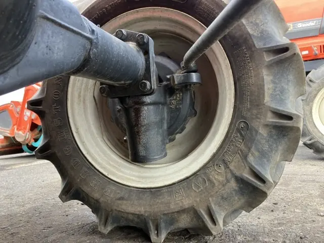 Máy kéo No.1008 - 18