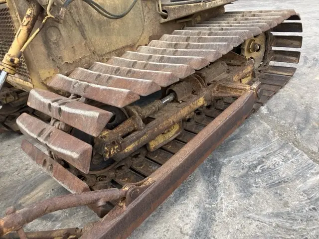 Xe ủi No.17 - 8
