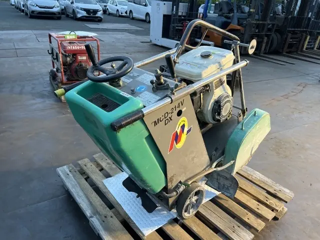 Máy cắt bê tông No.23802 - 2