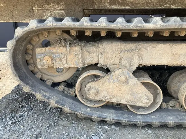 CRAWLER CARRIER No.1801 - 12