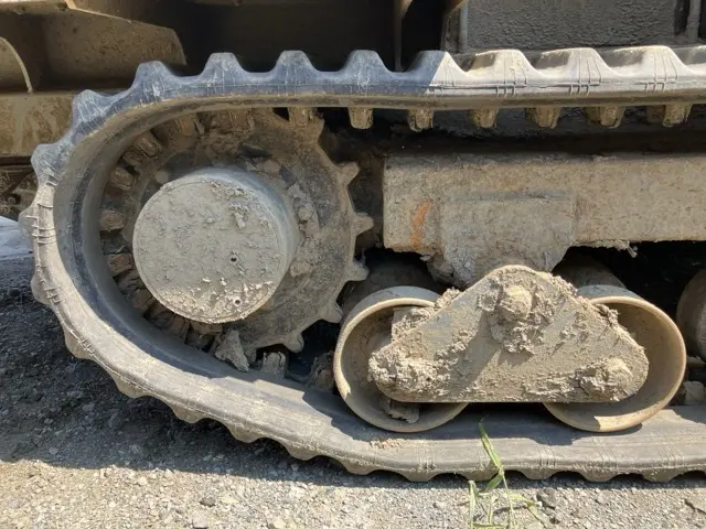 CRAWLER CARRIER No.1801 - 8