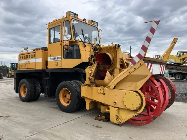 SNOW REMOVING MACHINE No.263