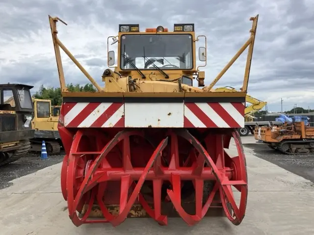SNOW REMOVING MACHINE No.263 - 13