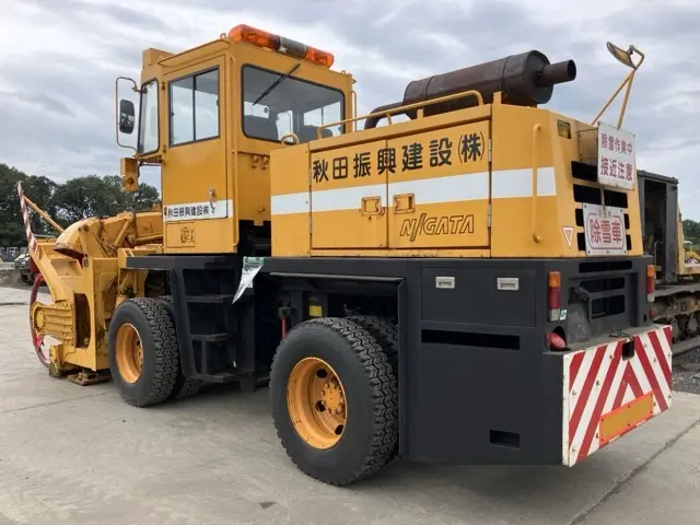 SNOW REMOVING MACHINE No.263 - 3