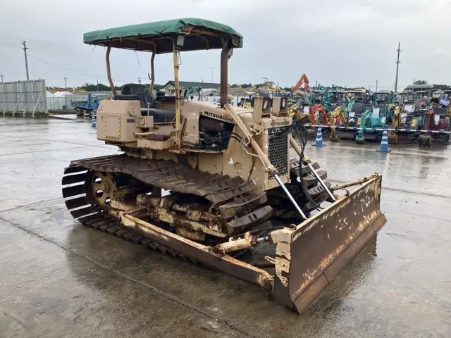 Xe ủi No.10 - 2