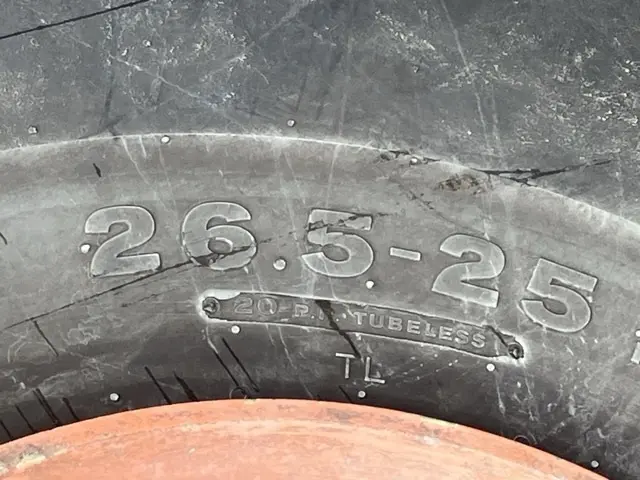 Máy xúc lật No.13 - 13