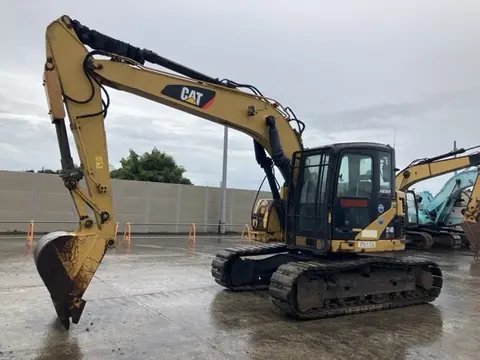 EXCAVATOR