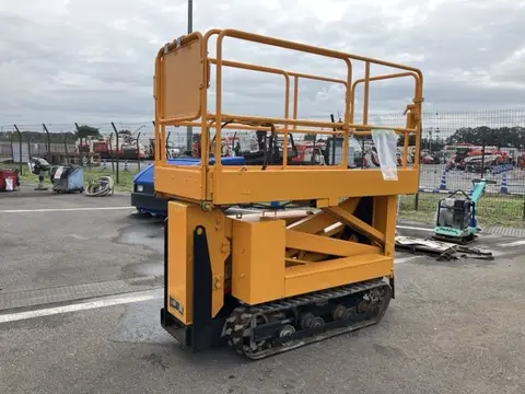 AERIAL WORK PLATFORM