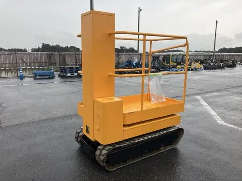 AERIAL WORK PLATFORM
