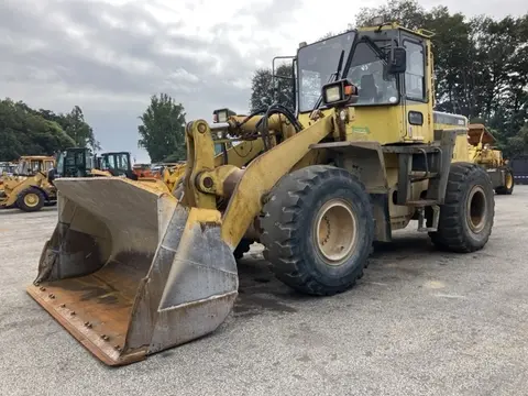 WHEEL LOADER