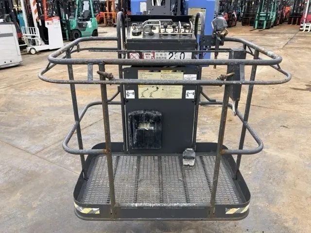 Xe nâng người No.10010 - 13